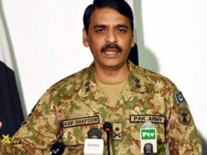 Pakistan Army's claim that Jaish-e-Mohammed is not in our country | पाकिस्तानी सेना का दावा, हमारे देश में नहीं है जैश-ए-मोहम्मद