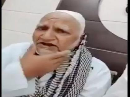 Ghaziabad viral video man assaulted police says man was beaten up over selling tabeez | बुजुर्ग की पिटाई के वायरल वीडियो मामले में नया मोड़, गिरफ्तार आरोपियों ने पुलिस को बतायी कुछ और ही कहानी