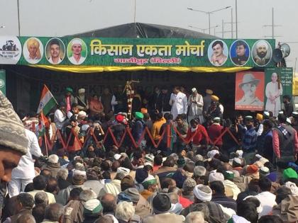 Kisan agitation: BKU (Lok Shakti) started protest with thousands of farmers again, crowd increased at UP gate | किसान आंदोलन: हजारों किसानों के साथ फिर से बीकेयू (लोकशक्ति) ने शुरु किया प्रदर्शन, यूपी गेट पर भीड़ बढ़ी Kisan agitation: BKU (Lok Shakti) started protest with thousands of farmers again, crowd increased at UP gate | किसान आंदोलन: हजारों किसानों के साथ फिर से बीकेयू (लोकशक्ति) ने शुरु किया प्रदर्शन, यूपी गेट पर भीड़ बढ़ी