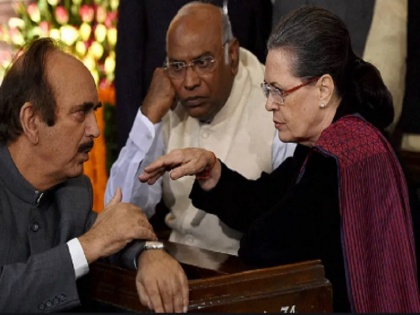 Sonia and Rahul Gandhi spoke to Ghulam Nabi Azad after CWC meet and letter controversy | कांग्रेस में डैमेज कंट्रोल की कोशिश! गुलाम नबी आजाद से सोनिया और राहुल गांधी ने की फोन पर बात