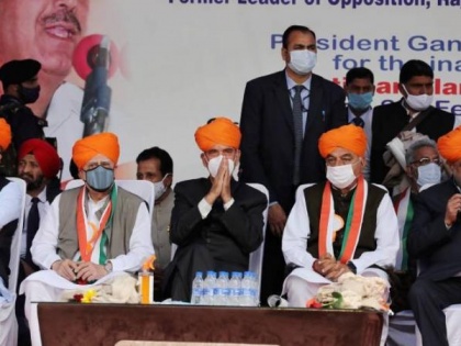 congress bjp g-23 wearing saffron turbans ghulam nabi azad kapil sibal anand sharma Harish Gupta's blog | कांग्रेसी असंतुष्टों के भगवा पगड़ी पहनने के मायने, हरीश गुप्ता का ब्लॉग
