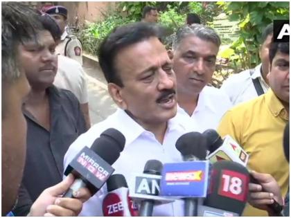 Girish Mahajan BJP We will prove our majority with support of over 170 MLAs Ajit Pawar ncp | बीजेपी नेता ने बताया, 170 MLA के साथ सिद्ध करेंगे बहुमत, राज्यपाल के पास पहुंच चुका है NCP विधायकों के समर्थन वाला लेटर Girish Mahajan BJP We will prove our majority with support of over 170 MLAs Ajit Pawar ncp | बीजेपी नेता ने बताया, 170 MLA के साथ सिद्ध करेंगे बहुमत, राज्यपाल के पास पहुंच चुका है NCP विधायकों के समर्थन वाला लेटर