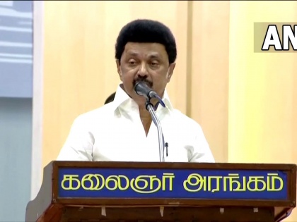 DMK Manifesto Release Prices of petrol and diesel will decrease no NEET exam Tamil board exam is enough | DMK Manifesto Release: पेट्रोल और डीजल के घटेंगे दाम, तमिल भाषा में होंगे सरकारी एग्जाम, जानें और क्या-क्या हुई घोषणाएं