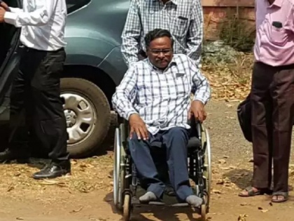 Maoist Link Case: Bombay High Court acquitted former DU professor GN Saibaba and 5 others lodged in Nagpur jail | Maoist Link Case: बॉम्बे हाई कोर्ट ने नागपुर की जेल में बंद डीयू के पूर्व प्रोफेसर जीएन साईबाबा सहित 5 अन्य को बरी किया