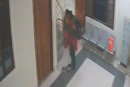 Gonda Bjp President viral Video Obscene video BJP District President Amar Kishore Kashyap surfaces watch Under Scrutiny Woman Party Office Goes Viral | Gonda Bjp President viral Video: भाजपा जिलाध्यक्ष अमर किशोर कश्यप का अश्लील वीडियो सामने, देखिए