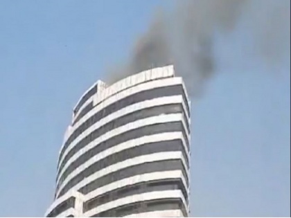 Fire Breaks Out In Delhi's Gopaldas Building Located On Barakhamba Road | VIDEO: दिल्ली के बाराखंभा रोड स्थित प्रसिद्ध गोपालदास बिल्डिंग में लगी आग, आग पर काबू पाने के लिए अग्निशमन अभियान जारी
