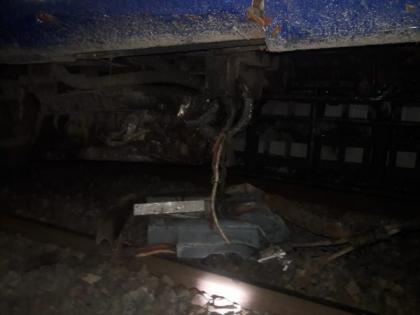 Bihar Gorakhpur-Kolkata Puja Special train Two coaches derailed no casualties all passengers safe | बिहारः गोरखपुर—कोलकाता स्पेशल ट्रेन के दो डिब्बे पटरी से उतरे, कोई हताहत नहीं, सभी यात्री सुरक्षित Bihar Gorakhpur-Kolkata Puja Special train Two coaches derailed no casualties all passengers safe | बिहारः गोरखपुर—कोलकाता स्पेशल ट्रेन के दो डिब्बे पटरी से उतरे, कोई हताहत नहीं, सभी यात्री सुरक्षित
