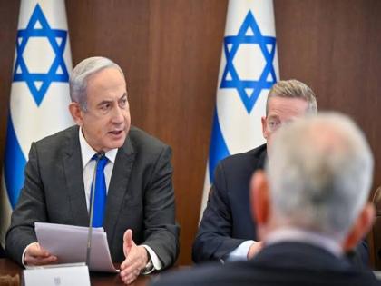 Israeli Prime Minister Benjamin Netanyahu dissolves war cabinet fighting continues | Israel Hamas War: इजरायल के प्रधान मंत्री बेंजामिन नेतन्याहू ने युद्ध कैबिनेट भंग की, लड़ाई जारी