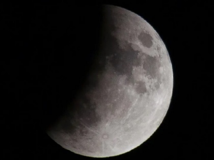 chandra grahan 2022 lunar eclipse effects remedies according to your zodiac signs | Chandra Grahan 2022: 16 मई को चंद्र ग्रहण, इसके बुरे प्रभाव से बचाएंगे आपकी राशि के अनुसार ये उपाय
