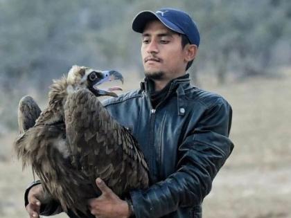 Great Indian Bustard Conservation Radheshyam Pemani, Shyam Bishnoi, Kanwar Singh Bhati and Surendra Chaudhary died road accident wildlife lovers in shock | ग्रेट इंडियन बस्टर्ड संरक्षणः सड़क हादसे में राधेश्याम पेमानी, श्याम बिश्नोई, कंवराज सिंह भाटी और सुरेंद्र चौधरी की मौत, सदमे में वन्यजीव प्रेमी