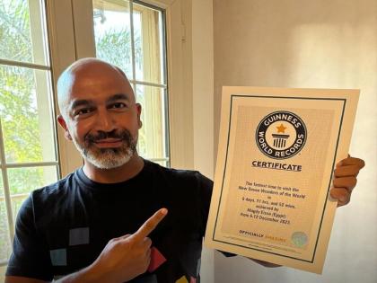 Egyptian man visit 7 wonders of the world in 6 days new record Magdy Eissa | 6 दिन में घूम लिए दुनिया के सारे 7 अजूबे, मिस्र के 45 वर्षीय व्यक्ति ने बनाया नया रिकॉर्ड, देखें