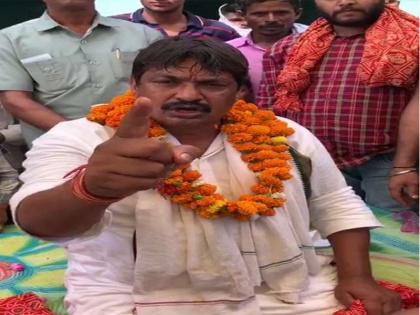 Fatehpur Sikri: BJP candidate Guddu Pandit controversial remark on raj babbar | BSP उम्मीदवार गुड्डू पंडित के बिगड़े बोल, कहा- राज बब्बर तुमको दौड़ा-दौड़ाकर जूतों से मारूंगा