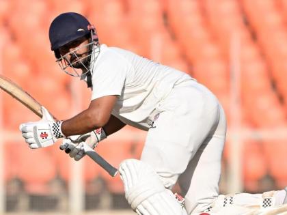 Gujarat vs Kerala, Semi Final 2025 live KER 457-10 GUJ 222-1 Day 3 Gujarat trail by 235 runs Priyank Panchal 200 balls 117 runs 13 fours 1 six | Gujarat vs Kerala, Semi Final 2025: केरल के खिलाफ प्रियांक पांचाल ने बल्ले से प्रहार?, 200 गेंद में 117 नाबाद, गुजरात अभी  235 रन पीछे