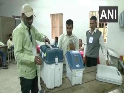 Gujarat Election 2022 first phase of voting for 89 seats is over highest voting done in tribal-dominated area Tapi | गुजरात चुनाव 2022: 89 सीटों के लिए पहले चरण का मतदान हुआ खत्म, आदिवासी बहुल जिला-तापी में हुई है सबसे ज्यादा वोटिंग