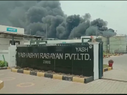 40 workers injured in fire triggered by blast in chemical factory boiler at Dahej in Gujarat's Bharuch | गुजरात के दाहेज में रसायन फैक्टरी में विस्फोट, 5 लोगों की मौत, 40 लोग झुलसे