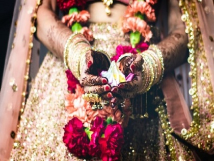 Gujarat's forgiveness will marry itself by putting a garland around its neck, know about this unique manjra | गुजरात की क्षमा खुद के गले में वरमाला डालकर करेगी खुद से शादी, जानिए इस अनोखे मांजरे के बारे में