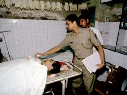 Gulshan Kumar Death anniverary: Story of Gulashan Kumar's murder | गुलशन कुमार को गोलियों से छलनी करने वाले शार्प शूटर क्यों चिल्ला रहे थे- बहुत पूजा कर ली अब ऊपर जाकर पूजा करना
