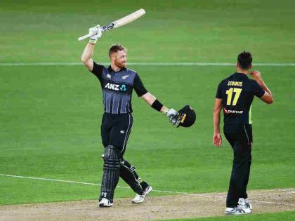 Martin Guptill scores century, becomes top run scorer in t20i, New Zealand vs Australia t20 tri Series | मार्टिन गप्टिल ने ऑस्ट्रेलिया के खिलाफ 54 गेंदों में ठोक डाले 105 रन, रचा टी20 में नया इतिहास