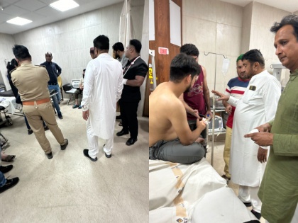 Controversy out over offer Namaz in Gujarat University 5 foreign students injured in fight | गुजरात यूनिवर्सिटी में नमाज पढ़ने को लेकर उठा विवाद, दो गुटों में हुई मारपीट में 5 विदेशी छात्र घायल