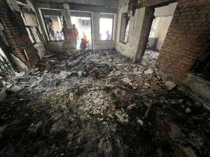 Bangladesh Crisis folk singer Rahul Ananda home in Dhaka Burnt Down violent attacks on Hindus homes & Temples | Bangladesh Crisis: बांग्लादेश में हिंदू लोक गायक का घर जलाया, लूटपाट की, 3000 से अधिक संगीत वाद्ययंत्र फूंक दिया, जान बचाकर भागे राहुल आनंद Bangladesh Crisis folk singer Rahul Ananda home in Dhaka Burnt Down violent attacks on Hindus homes & Temples | Bangladesh Crisis: बांग्लादेश में हिंदू लोक गायक का घर जलाया, लूटपाट की, 3000 से अधिक संगीत वाद्ययंत्र फूंक दिया, जान बचाकर भागे राहुल आनंद