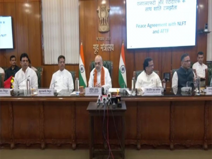 10000 insurgents surrendered home minister amit shah as nlft and attf sign tripura peace deal | 10000 उग्रवादियों ने सरेंडर, गृह मंत्री अमित शाह को त्रिपुरा में मिली बड़ी कामयाबी, जानें पूरी खबर 10000 insurgents surrendered home minister amit shah as nlft and attf sign tripura peace deal | 10000 उग्रवादियों ने सरेंडर, गृह मंत्री अमित शाह को त्रिपुरा में मिली बड़ी कामयाबी, जानें पूरी खबर