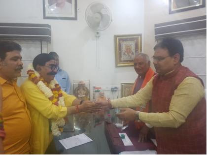 rajasthan election: gyandev ahuja rajasthan bjp vice president appoints | राजस्थान चुनावः BJP ने खेला बड़ा दांव, बागी विधायक ज्ञानदेव आहूजा को बनाया सूबे में पार्टी का उपाध्यक्ष  