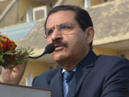 Chancellor of Allahabad University accepts resignation: HRD Ministry | इलाहाबाद विश्वविद्यालय के कुलपति प्रोफेसर रतन लाल हांगलू का इस्तीफा स्वीकार: एचआरडी मंत्रालय Chancellor of Allahabad University accepts resignation: HRD Ministry | इलाहाबाद विश्वविद्यालय के कुलपति प्रोफेसर रतन लाल हांगलू का इस्तीफा स्वीकार: एचआरडी मंत्रालय