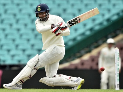 Ind vs CA XI: 5 batsman score fifties as India score 358 run in practice match against Cricket Australia XI | Ind vs CA XI: प्रैक्टिस मैच में चमके पृथ्वी शॉ और हनुमा विहारी, पांच खिलाड़ियों ने लगाया अर्धशतक