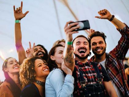 Rent a friend in Japan a new way for lonely people | अकेले हैं तो घबराएं नहीं, यहां किराए पर मिलते हैं दोस्त, दिल की बात कर सकते हैं शेयर