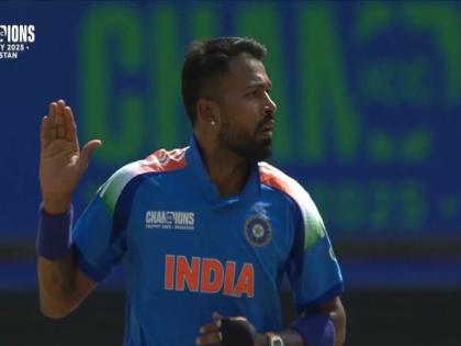 IND vs PAK: Hardik Pandya bid farewell to Babar Azam by saying 'bye bye' after dismissing him | IND vs PAK: हार्दिक पांड्या ने बाबर आजम को आउट करने के बाद 'बाय बाय' कहकर किया विदा | WATCH