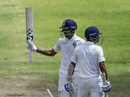 Hardik pandya plays blistering knock vs South Africa in 1st Test | विकेटों की पतझड़ के बीच हार्दिक पंड्या का तूफान, दक्षिण अफ्रीकी गेंदबाजों को जोरदार जवाब