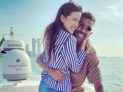 hardik pandya engaged with natasha: 7 romantic and unique ways to propose your girlfriend | समुद्र के बीच हार्दिक पांड्या ने नताशा को रोमांटिक अंदाज में किया प्रपोज, इन 7 तरीकों से आप भी करें अपने प्यार का इजहार hardik pandya engaged with natasha: 7 romantic and unique ways to propose your girlfriend | समुद्र के बीच हार्दिक पांड्या ने नताशा को रोमांटिक अंदाज में किया प्रपोज, इन 7 तरीकों से आप भी करें अपने प्यार का इजहार