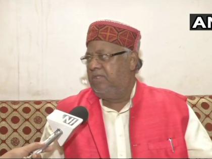 BJP Lok Sabha MP Harinarayan Rajbhar says a commission for men should be made | बीजेपी सांसद की मांग, महिलाओं की तरह पुरुष आयोग का भी हो गठन, बोले- पीड़ित पतियों को भी मिले इंसाफ