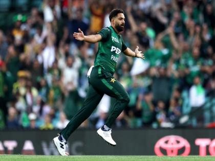 Haris Rauf equals all-time Pakistan record with four-wicket haul in 2nd T20I against Australia | AUS vs PAK, 2nd T20I: हारिस राउफ ने ऑस्ट्रेलिया के खिलाफ दूसरे टी20 मैच में 4 विकेट लेकर पाकिस्तान के सर्वकालिक रिकॉर्ड की बराबरी की
