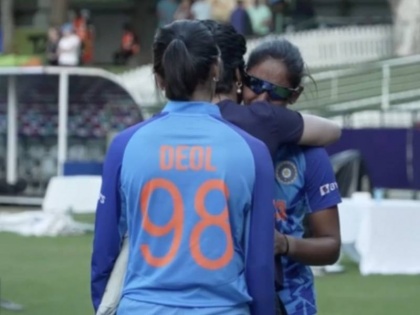 Harmanpreet Kaur bursts into tears after Anjum Chopra's gesture following India's loss to Australia | INDW vs AUSW: ऑस्ट्रेलिया से मैच हारने के बाद अंजुम चोपड़ा के गले लग फूट-फूटकर रोईं हरमनप्रीत, ICC ने साझा किया वीडियो