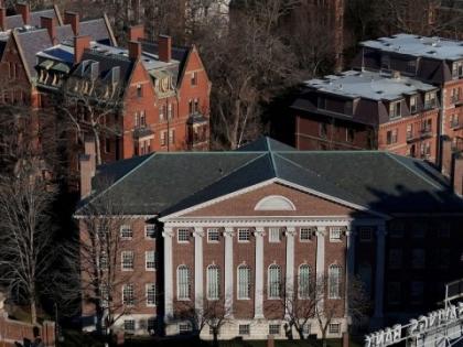 US Government Harvard University donald Trump administration freezes $2-2 billion funding rejects White House demands Pro-Palestine protesters demonstrate | अमेरिका सरकारः 2.2 अरब डॉलर के अनुदान पर रोक?, ट्रंप प्रशासन ने हार्वर्ड विश्वविद्यालय को दिया झटका, फलस्तीन समर्थक प्रदर्शनकारियों का प्रदर्शन US Government Harvard University donald Trump administration freezes $2-2 billion funding rejects White House demands Pro-Palestine protesters demonstrate | अमेरिका सरकारः 2.2 अरब डॉलर के अनुदान पर रोक?, ट्रंप प्रशासन ने हार्वर्ड विश्वविद्यालय को दिया झटका, फलस्तीन समर्थक प्रदर्शनकारियों का प्रदर्शन