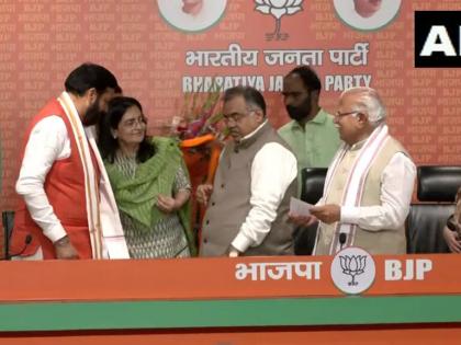 Kiran-Shruti Choudhry join bjp shock to Congress in Haryana Rahul Gandhi's birthday assembly elections oct 2024 sonia gandhi see video | Kiran-Shruti Choudhry join bjp: किरण और श्रुति चौधरी भाजपा में शामिल, राहुल गांधी के जन्मदिन पर कांग्रेस को हरियाणा में झटका, विधानसभा चुनाव जल्द