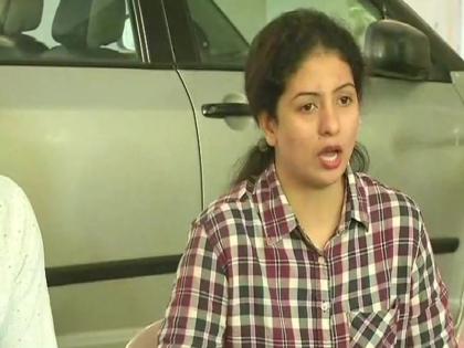 mohammed Shami wife hasin jahan press conference says shami never tried to normalize their relation | हसीन जहां ने फिर लगाए शमी पर गंभीर आरोप, कहा- 'मोबाइल नहीं हाथ लगता तो शमी दे चुके होते तलाक'
