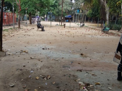 CAA Protest: protest site in Hauz Rani has been cleared by police, amid complete lockdown in delhi | CAA Protest: शाहीन बाग के बाद दिल्ली पुलिस ने खत्म करवाया यहां का धरना, पूरी दिल्ली लॉकडाउन 