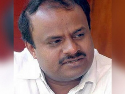 Karnataka CM HD Kumaraswamy on 2 Independent MLAs withdraw support from Karnataka government: | कर्नाटक: CM कुमारस्वामी ने कहा-दो विधायक के समर्थन वापस लेने से नहीं पड़ेगा कोई फर्क