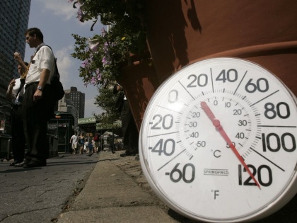 America is facing heat wave in all across the country, new york declares emergency | भयंकर गर्मी के कारण अमेरिका में 15 करोड़ लोग लू की चपेट में, न्यूयॉर्क में आपात स्थिति घोषित