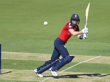 Women's T20 World Cup: England beat Pakistan by 42 runs | Women's T20 World Cup: हीथर नाइट का दमदार अर्धशतक, इंग्लैंड ने पाकिस्तान को 42 रन से हराया