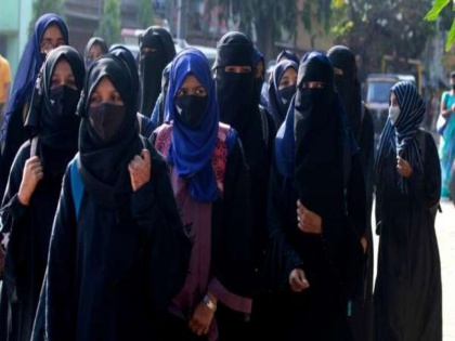 Will decide in favor of students on Hijab ban Karnataka Education Minister's Madhu Bangarappa big statement on Hijab controversy | क्या कर्नाटक में हिजाब बैन पर बदल जाएगा फैसला! राज्य के शिक्षा मंत्री ने दिया बड़ा बयान