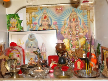 Do not worship these types of idols of god at home | घर के मंदिर में नहीं होनी चाहिए ऐसी 4 मूर्तियां, छिन जाता है परिवार का सुख-चैन