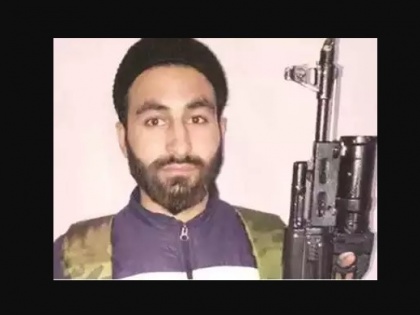 Jammu and kashmir hizbul AMU ex P.hd student mujahideen militant manan wani killed by security forces | J&K: सेना ने हिज्बुल मुजाहिदीन के कमांडर को मार गिराया, अलीगढ़ मुस्लिम यूनिवर्सिटी छोड़ ऐसे बना था आतंकी