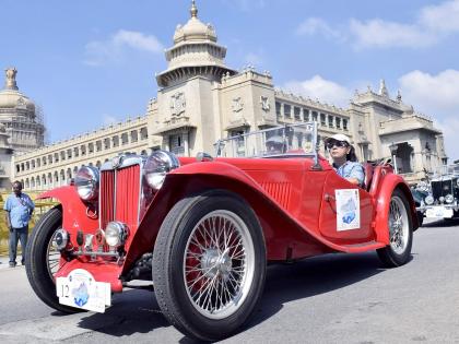 Vintage car rally to arrive in 17 cities of the country, vintage cars were an integral part of the royal chic | देश के 17 शहरों में पहुंचेगी विंटेज कार रैली, राजसी ठाठ-बाट की अभिन्न अंग थी विंटेज कारें