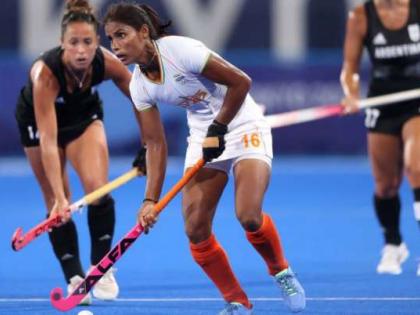 Tokyo Olympics India vs argentina beat 2-1 women hockey semifinal Proud of 18 daughters history | टोक्यो ओलंपिकः कांटे की टक्कर में अर्जेंटीना ने 2-1 हराया, कांस्य पदक के लिए ब्रिटेन से टक्कर