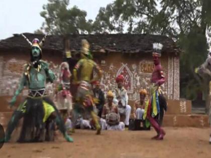 Sahariya tribal celebration of Holi with folk songs | भंवरा बन के मजा उड़ा ले जो तन फिर नई मिलना रे.....सहरिया आदिवासी लोकगीतों में होली के रंग