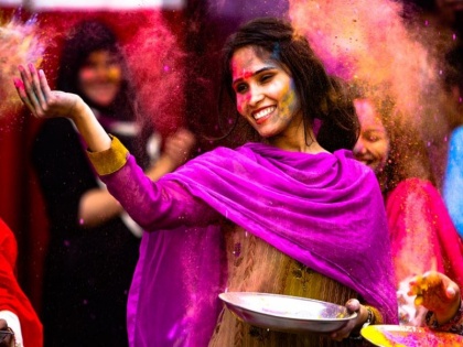 Rang panchami 2018 know the significance importance puja vidhi in Hindi | रंगपंचमी 2018: जानें क्यों मनाते हैं ये पर्व, इस विधि से करें पूजा और पाएं देवताओं का आशीर्वाद