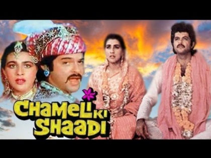 sara ali khan to play role in amrita singhs chameli ki shaadi remake | OMG! मां की फिल्म के रीमेक में दिखेगी ये ग्लैमरस एक्ट्रेस, नाम जानकर हैरान रह जाएंगे आप